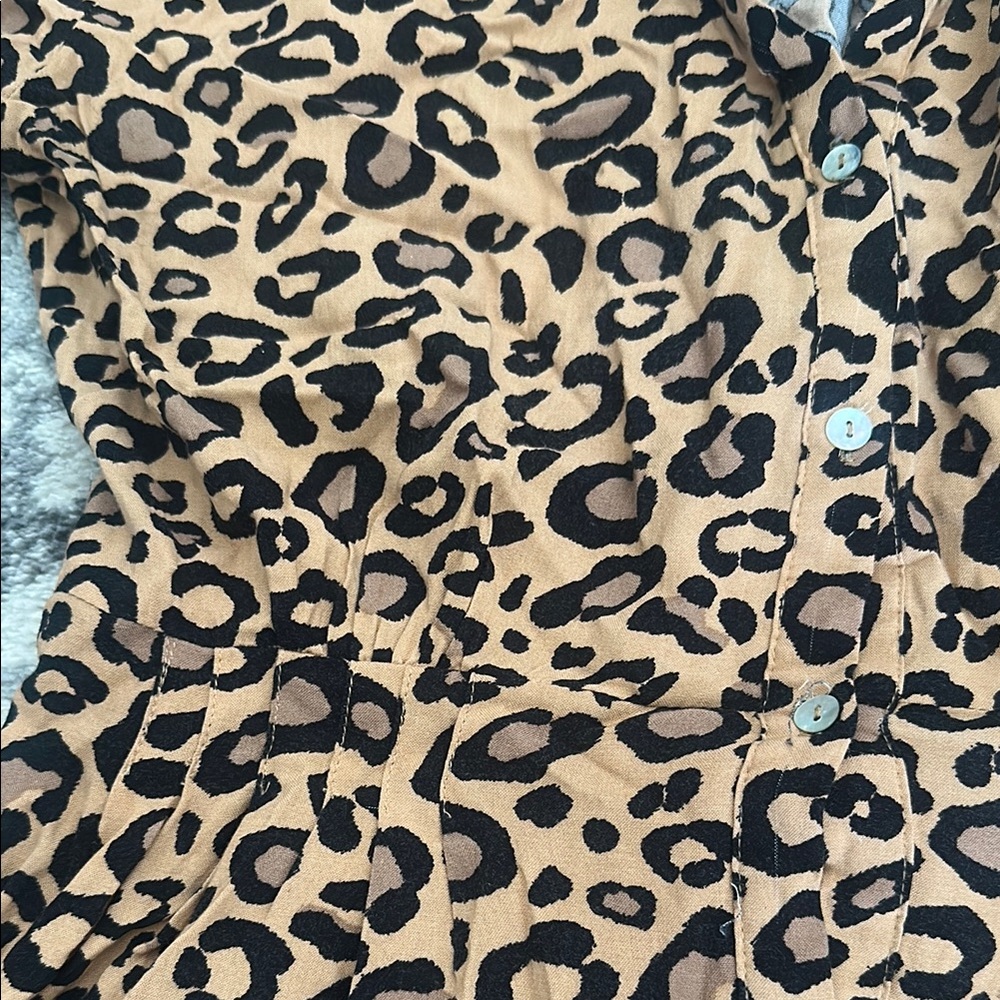 White closet Leopard Print Long Sleeve Button down midi Dress - Picture 6 of 7